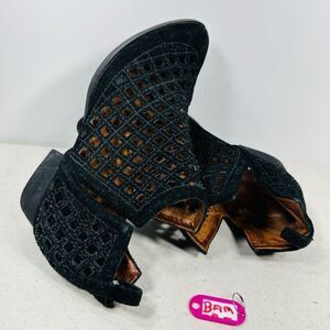 JEFFREY CAMPBELL Taggart Black Leather Ankle Bootie Boots Cut Outs Sz 9,5